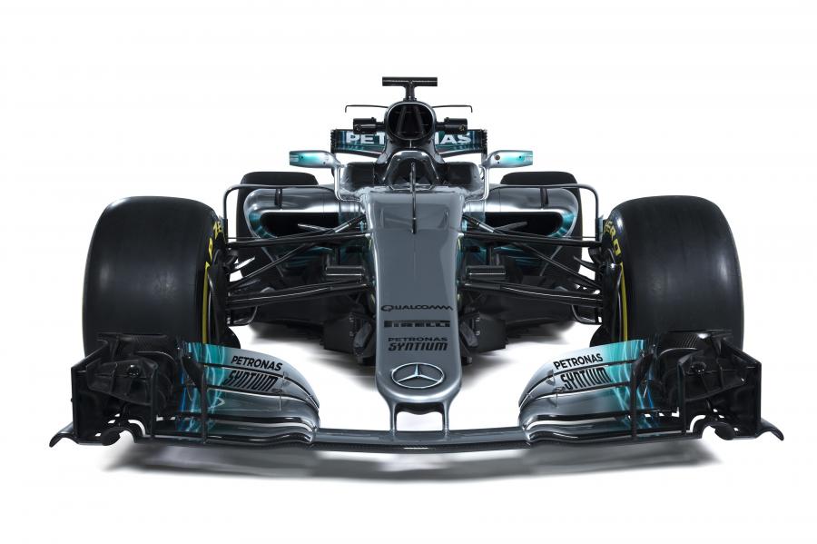  Mercedes-AMG F1 W08 EQ Power+ 2017 года  (фото 8 из 44)